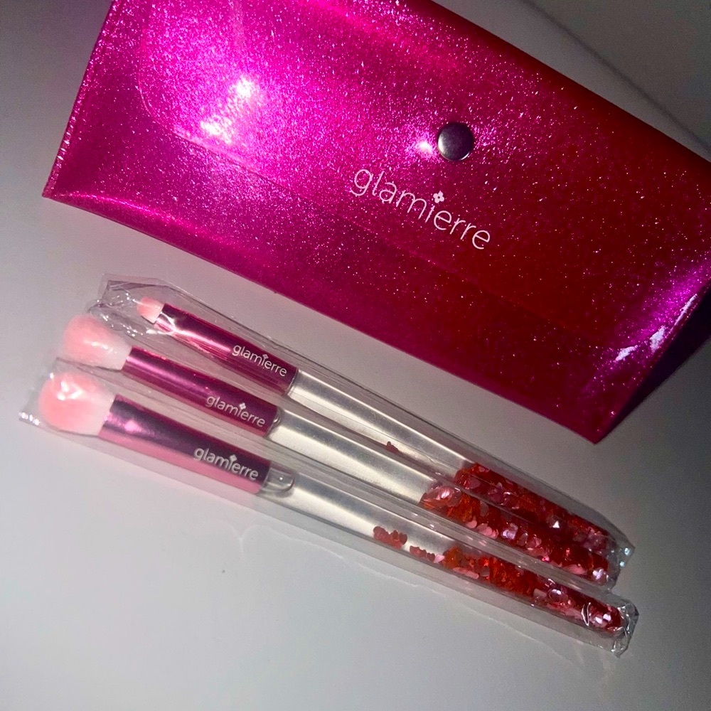Pink Makeup Brush Set with Case